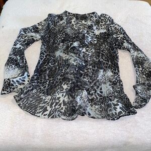 Style & CO. Petite women’s size 8P button blouse